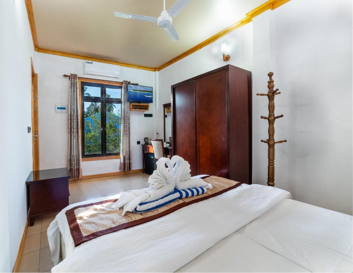 Thundee Inn Ukulhas Buitenkant foto