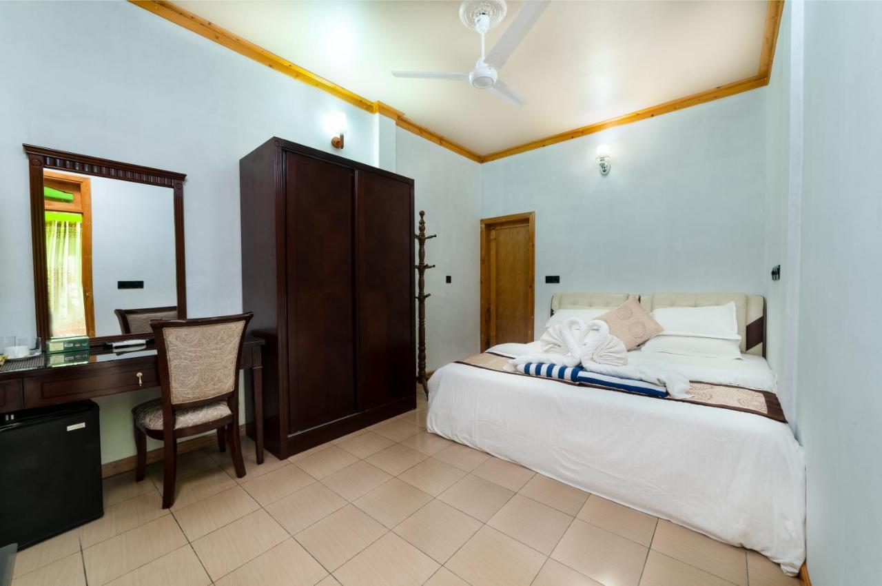 Thundee Inn Ukulhas Buitenkant foto