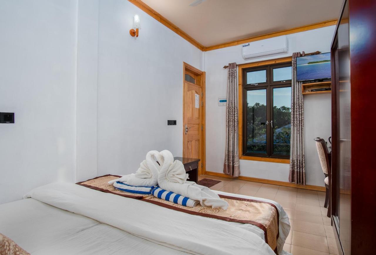 Thundee Inn Ukulhas Buitenkant foto